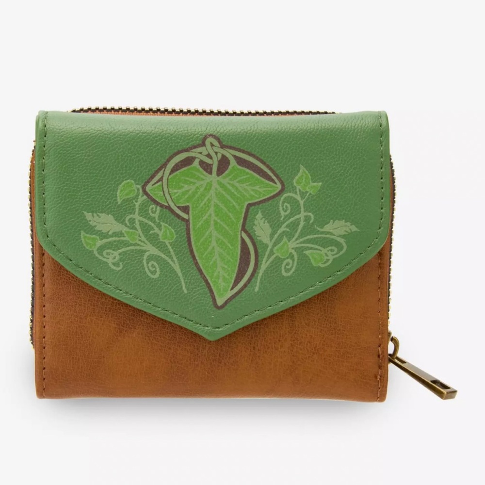 Her Universe The Lord Of The Rings One Ring Leaves
Messenger Bag & Wallet Set - Picture 7 of 11